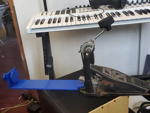Cajon Kick Pedal Mount, photo 2 of 2