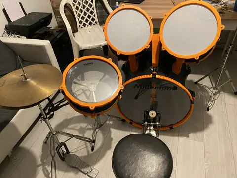 Full Size Drum Kit, photo 1 of 6