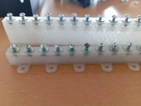Tunable Chromatic Mbira, photo 5 of 6